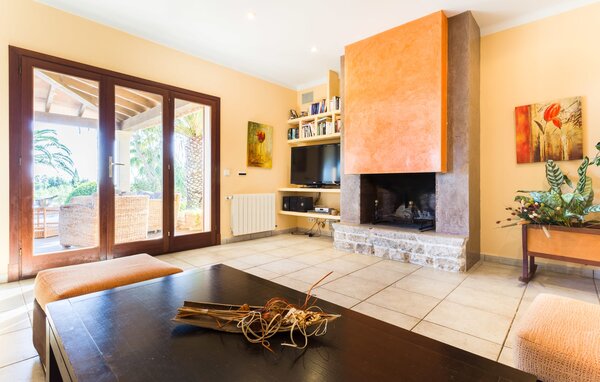 Holiday Home - Sa Tanca Nova, Cala dOr , Spain - EMF945 9