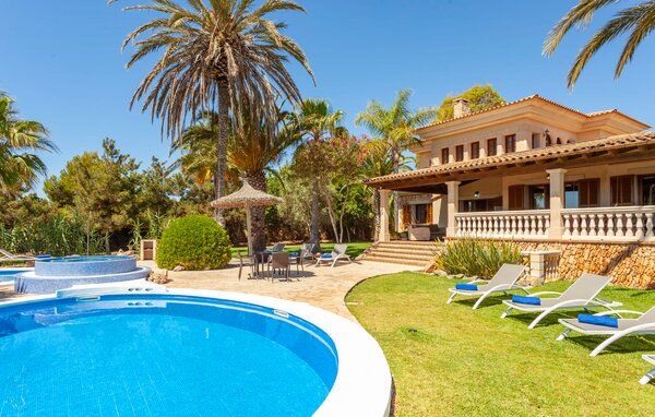 Holiday Home - Sa Tanca Nova, Cala dOr , Spain - EMF945 4