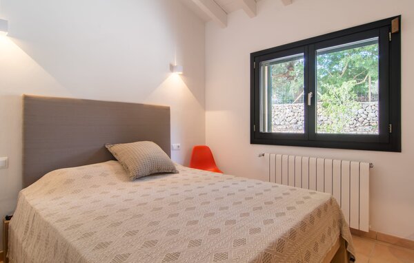 Holiday Home - Ca Na Cristina de Carrossa, Arta , Spain - EMF946 601
