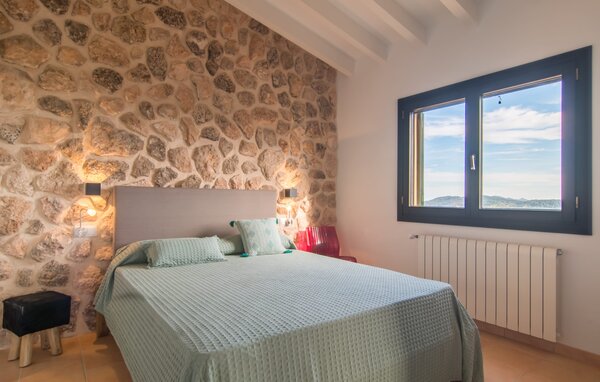 Holiday Home - Ca Na Cristina de Carrossa, Arta , Spain - EMF946 606