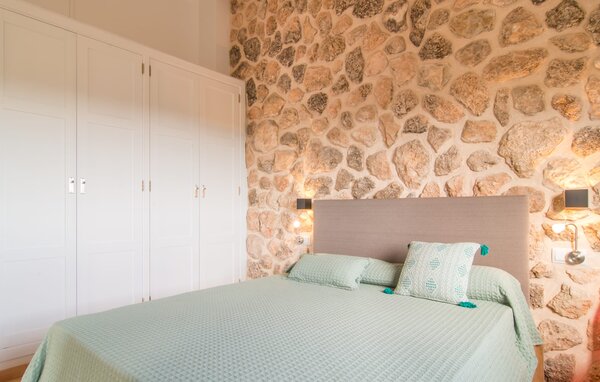 Holiday Home - Ca Na Cristina de Carrossa, Arta , Spain - EMF946 608