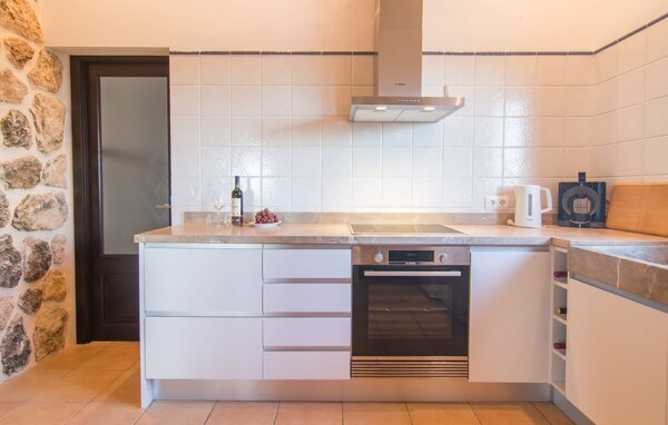 Holiday Home - Ca Na Cristina de Carrossa, Arta , Spain - EMF946 402