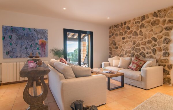 Holiday Home - Ca Na Cristina de Carrossa, Arta , Spain - EMF946 301