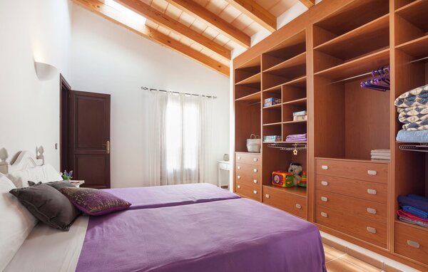 Holiday Home - Ses Camesroges, Capdepera , Spain - EMF950 604