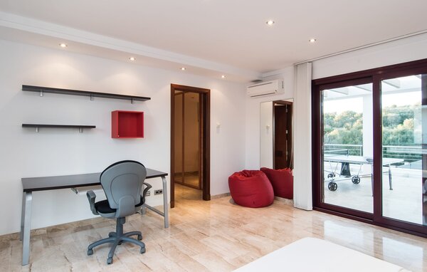 Holiday Home - Puig Verd, Felanitx , Spain - EMF953 504
