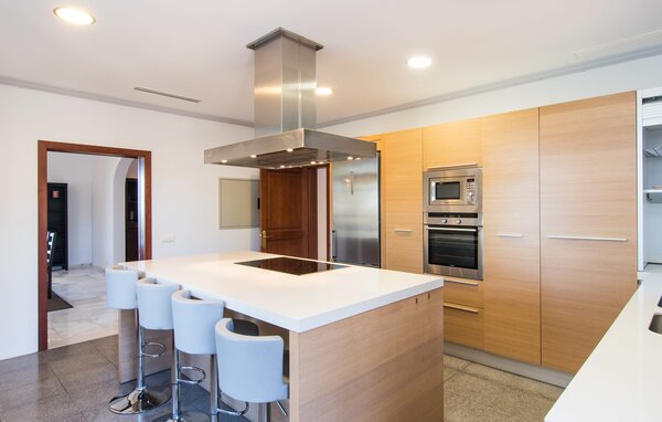Holiday Home - Dues, Manacor , Spain - EMF971 403