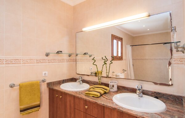 Holiday Home - Sa Gravera de Sa Barrala, Ses Covetes , Spain - EMF975 703