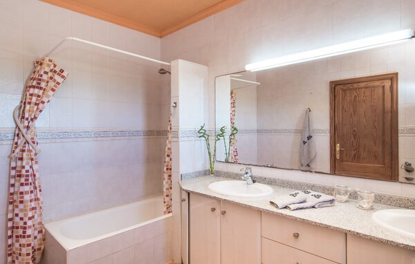 Holiday Home - Sa Gravera de Sa Barrala, Ses Covetes , Spain - EMF975 705