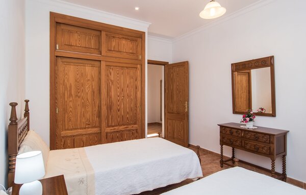Holiday Home - Sa Gravera de Sa Barrala, Ses Covetes , Spain - EMF975 608