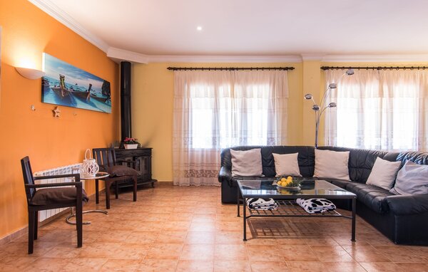 Holiday Home - Sa Gravera de Sa Barrala, Ses Covetes , Spain - EMF975 7