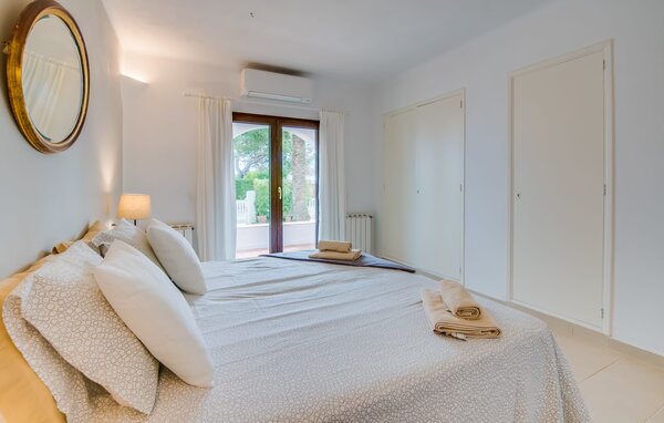 Holiday Home - Genin, Cala dOr , Spain - EMF976 603