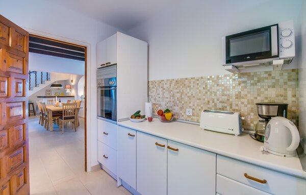 Holiday Home - Genin, Cala dOr , Spain - EMF976 401