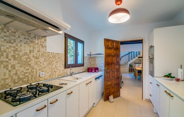 Holiday Home - Genin, Cala dOr , Spain - EMF976 402