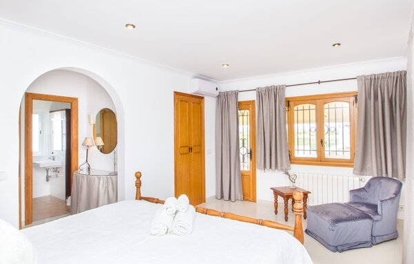 Holiday Home - Sant Blai Nou, Campos , Spain - EMI010 609