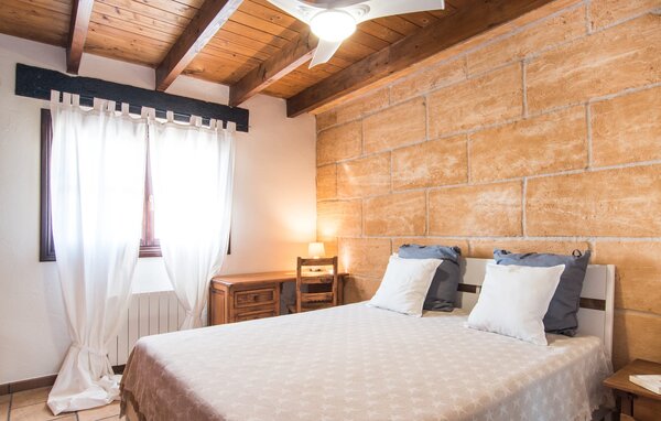 Casa de vacaciones - Can Parpal, Sant Llorenc , España - EMI018 605
