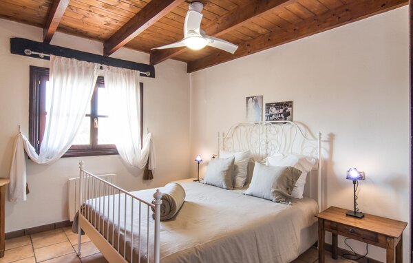 Casa de vacaciones - Can Parpal, Sant Llorenc , España - EMI018 607