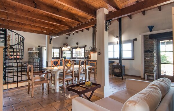 Casa de vacaciones - Can Parpal, Sant Llorenc , España - EMI018 301