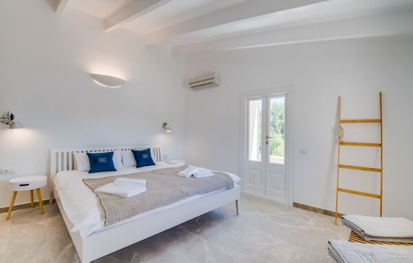 Holiday Home - Can Roig de Na Llatzer, Felanitx , Spain - EMI023 606