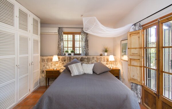 Holiday Home - Casa S'Era de Costitx, Costitx , Spain - EMI052 602