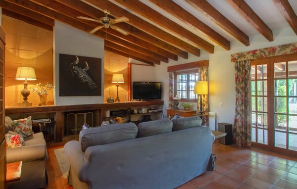 Holiday Home - Casa S'Era de Costitx, Costitx , Spain - EMI052 304