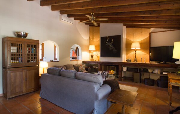 Holiday Home - Casa S'Era de Costitx, Costitx , Spain - EMI052 305