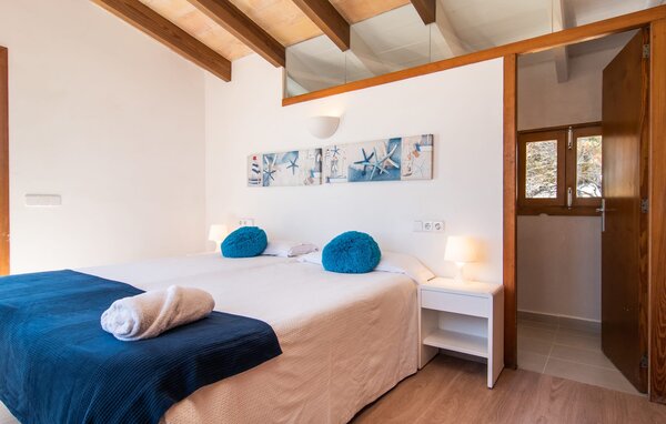 Holiday Home - Sa Punta Duplex, Cala Ratjada , Spain - EMI073 607