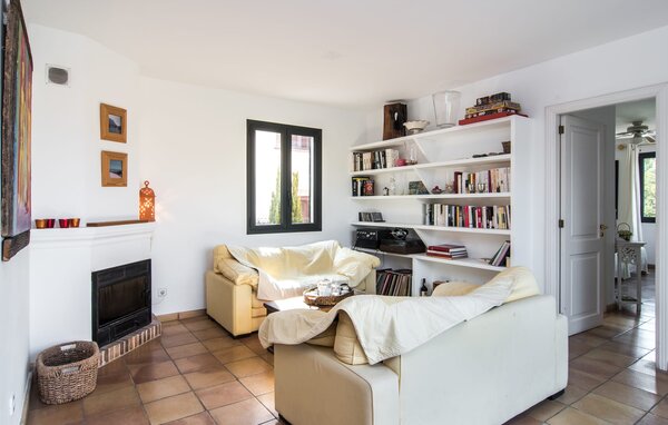 Holiday Home - Jasmin, Colonia de Sant Pere , Spain - EMI080 304