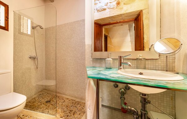 Holiday Home - Sa Casa Vella, Vilafranca de Bonany , Spain - EMI096 701