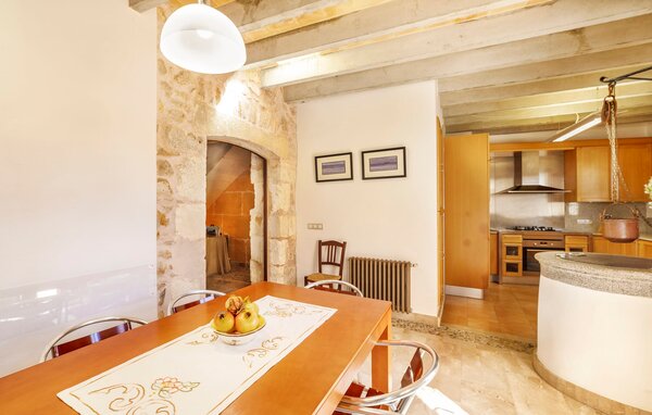 Holiday Home - Sa Casa Vella, Vilafranca de Bonany , Spain - EMI096 503