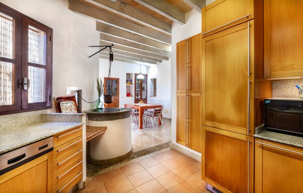 Holiday Home - Sa Casa Vella, Vilafranca de Bonany , Spain - EMI096 403