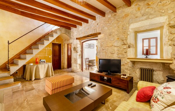 Holiday Home - Sa Casa Vella, Vilafranca de Bonany , Spain - EMI096 302