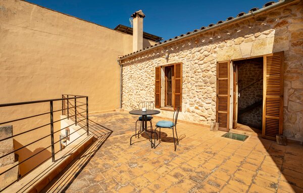 Holiday Home - Sa Casa Vella, Vilafranca de Bonany , Spain - EMI096 101
