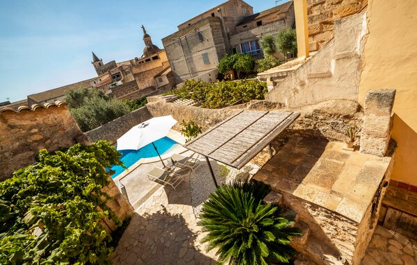 Holiday Home - Sa Casa Vella, Vilafranca de Bonany , Spain - EMI096 103