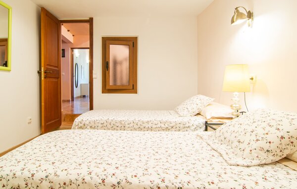 Holiday Home - Pula Vinas, Son Servera , Spain - EMI125 608