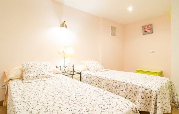 Holiday Home - Pula Vinas, Son Servera , Spain - EMI125 609