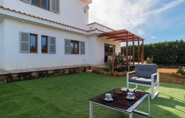 Holiday Home - Ca Na Lida, Cala Santanyi , Spain - EMI127 103