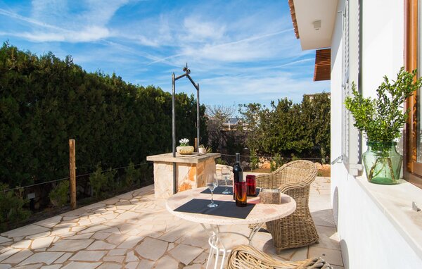 Holiday Home - Ca Na Lida, Cala Santanyi , Spain - EMI127 105