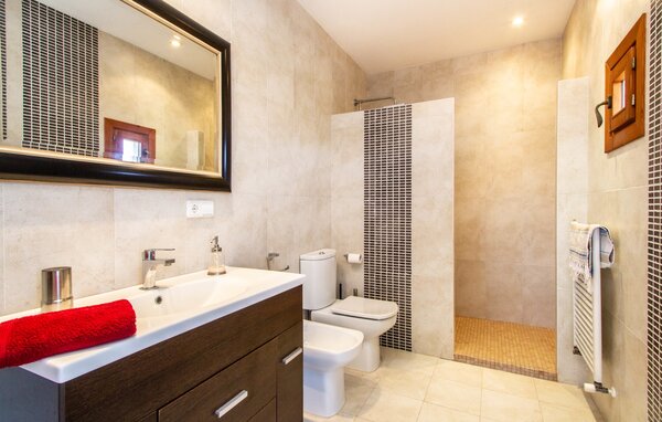 Holiday Home - Ses Sitjoles Seques, Campos , Spain - EMI129 703