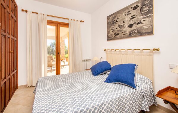 Holiday Home - Ses Sitjoles Seques, Campos , Spain - EMI129 601