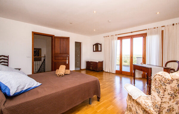 Holiday Home - Ses Sitjoles Seques, Campos , Spain - EMI129 610