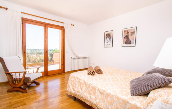 Holiday Home - Ses Sitjoles Seques, Campos , Spain - EMI129 611