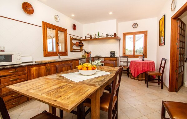 Holiday Home - Ses Sitjoles Seques, Campos , Spain - EMI129 402