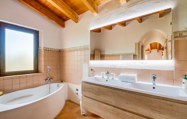 Casa de vacaciones - Kiana, Santa Eugenia , España - EMI132 701