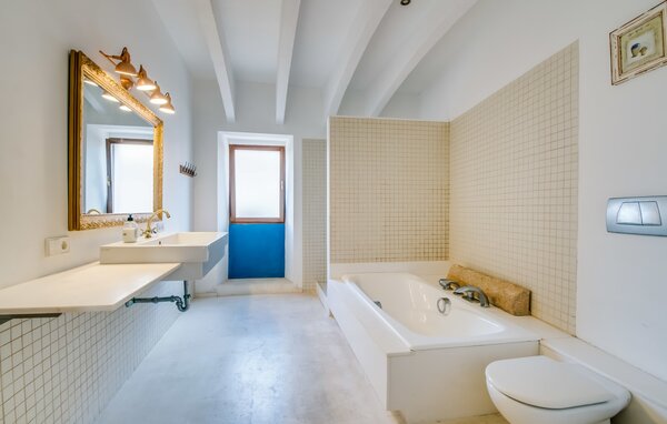 Holiday Home - Cal Senyor Damia, Santanyi , Spain - EMI177 701