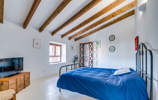 Holiday Home - Cal Senyor Damia, Santanyi , Spain - EMI177 607