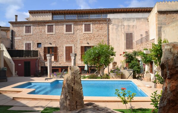 Holiday Home - Cal Senyor Damia, Santanyi , Spain - EMI177 1