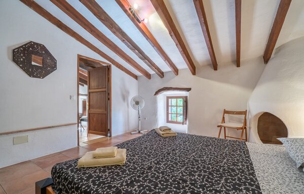Holiday Home - Ca Na Siona Historic, Alcudia , Spain - EMI201 615