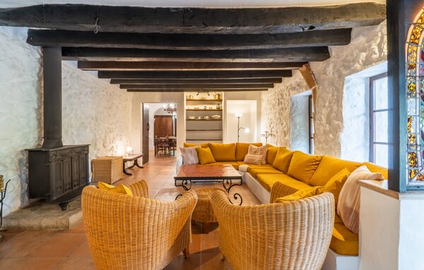 Holiday Home - Ca Na Siona Historic, Alcudia , Spain - EMI201 302