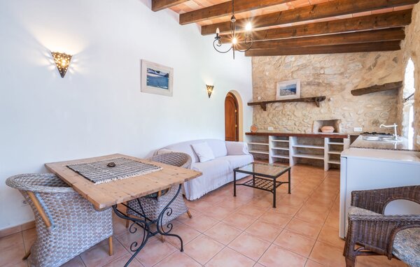 Holiday Home - Ca Na Siona Historic, Alcudia , Spain - EMI201 306