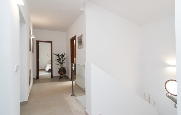 Holiday Home - Es Vidrie, Capdepera , Spain - EMI204 504